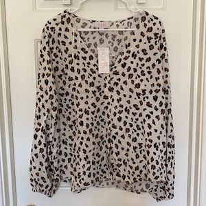NWT Vixbe button shirt